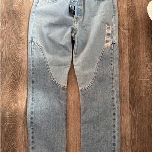 Levi's Women’s Relaxed Jeans in Light Blue Denim